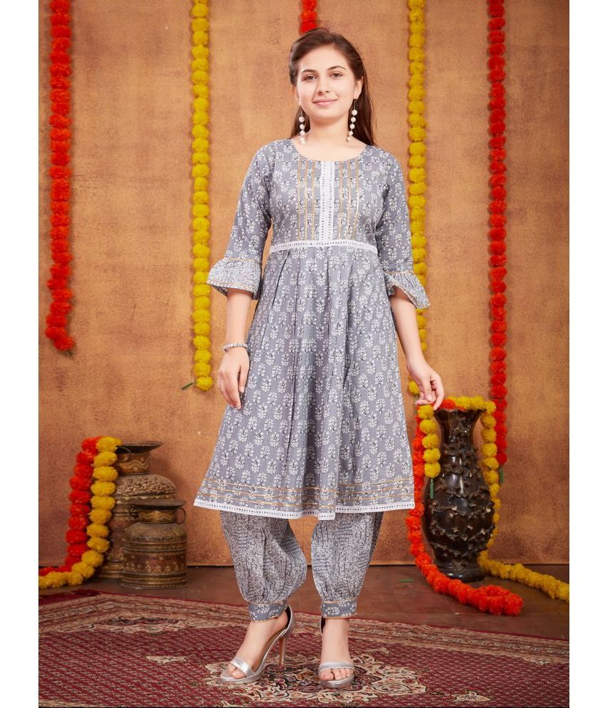     			Aarika Girls Cotton Patiala Kurta Set ( Pack of 1 , Grey )