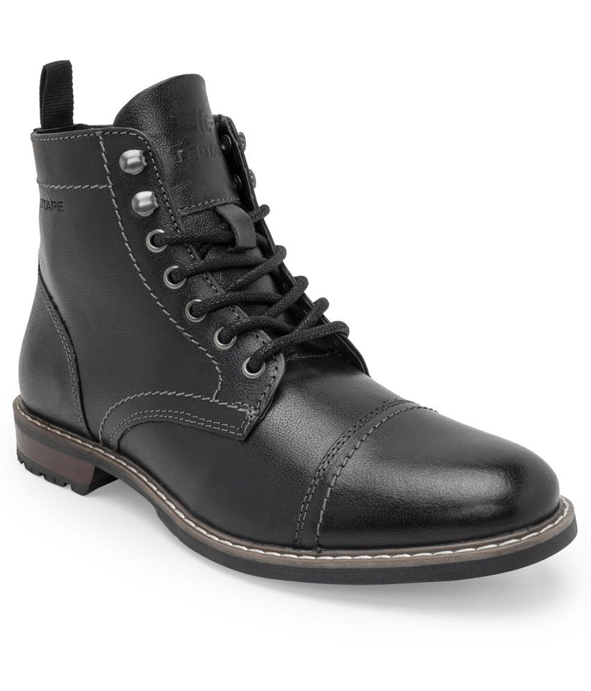     			Red Tape Black Men's Casual Boots