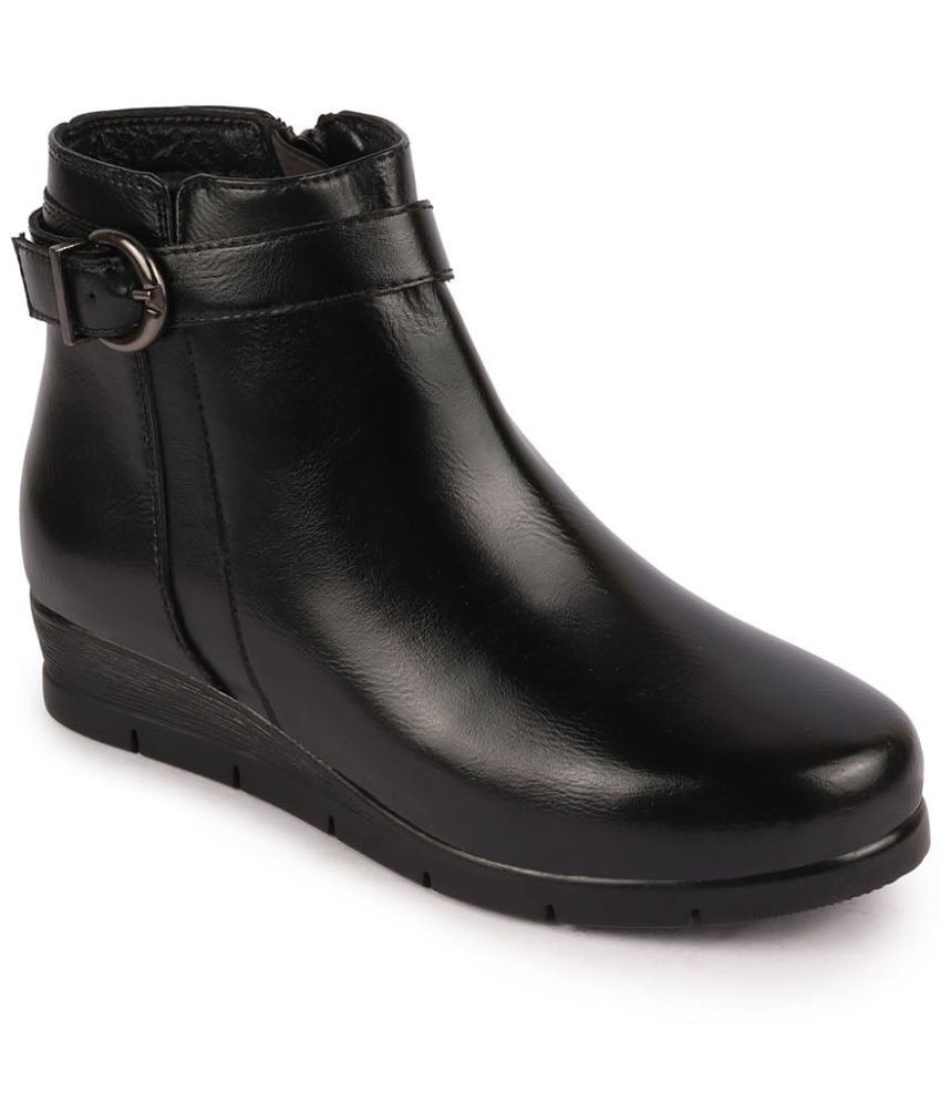     			Fausto Black Women's Ankle Length Boots