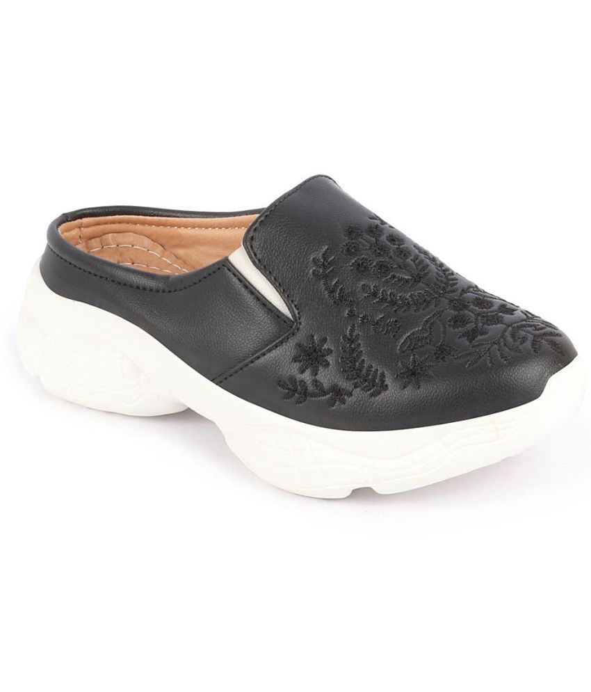     			Fausto Black Women's Mules Shoes