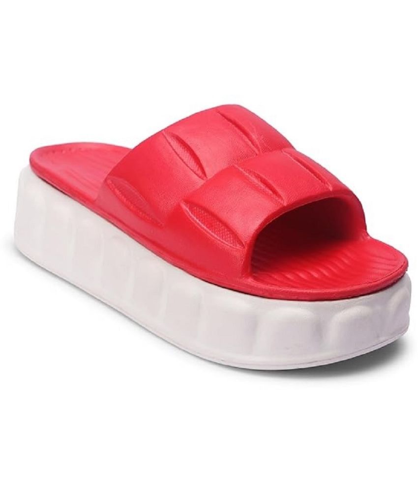     			EASTERN CLUB Red Floater Sandals