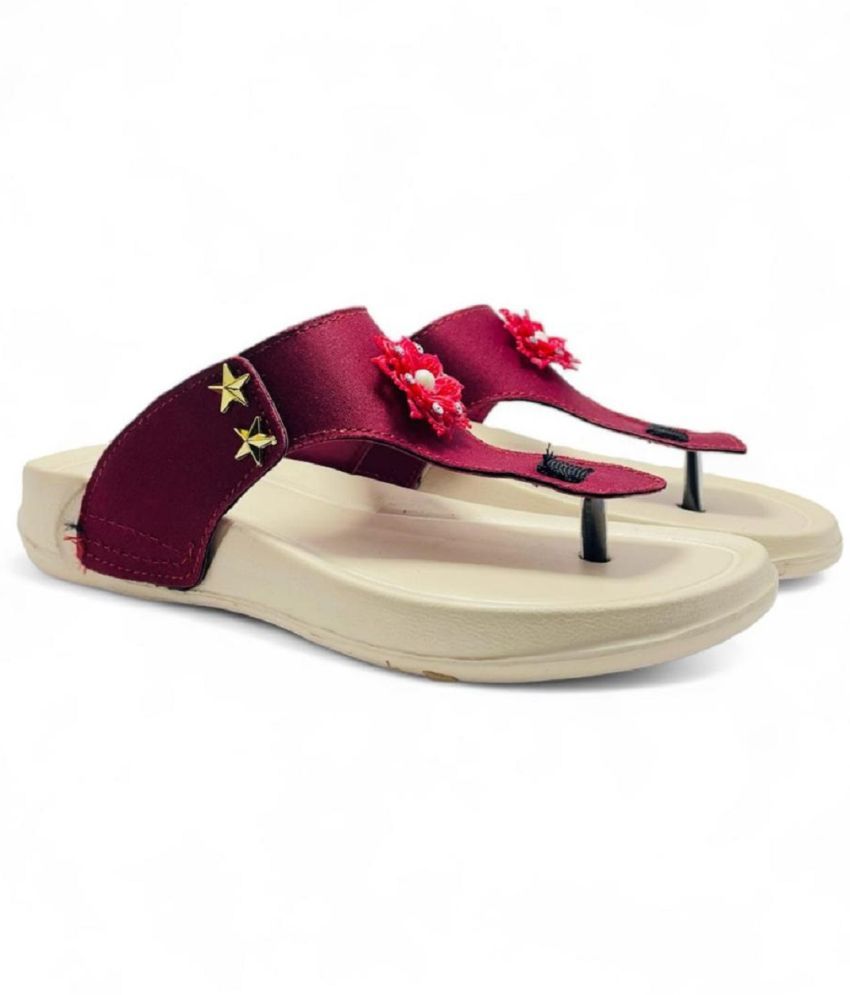     			Fabbmate Maroon Women's Slipper