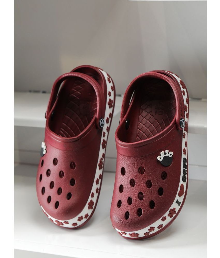     			Abros Maroon Clogs