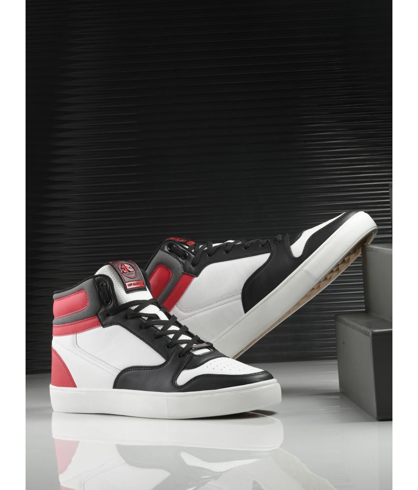     			OFF LIMITS SCOOT Multicolor Men's Sneakers