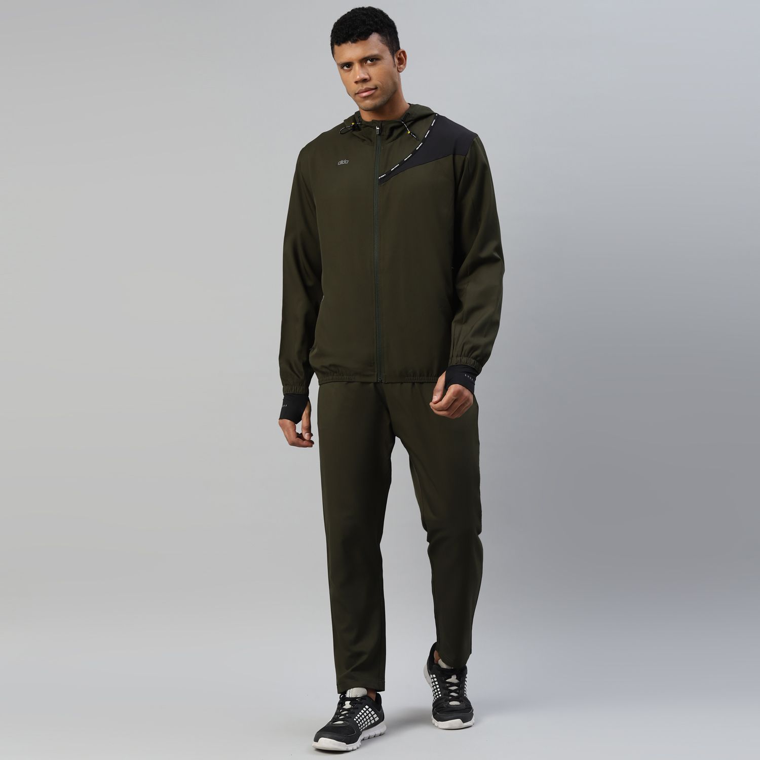     			Dida Sportswear Dark Green Polyester Regular Fit Colorblock Men's Sports Tracksuit ( Pack of 1 )