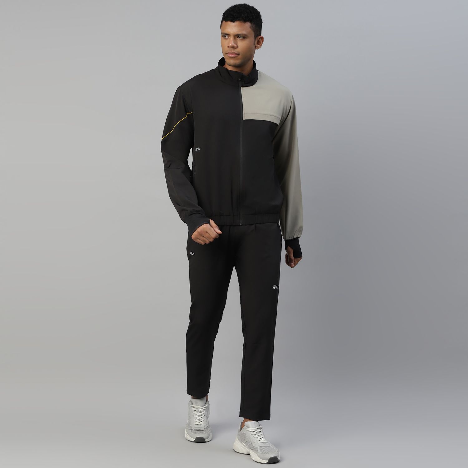     			Dida Sportswear Black Polyester Regular Fit Colorblock Men's Sports Tracksuit ( Pack of 1 )