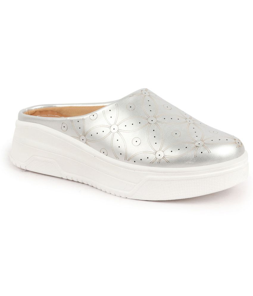     			Fausto Silver Women's Mules Shoes