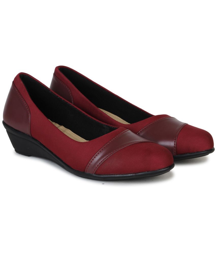     			Ishransh Red Women's Formal Ballerinas