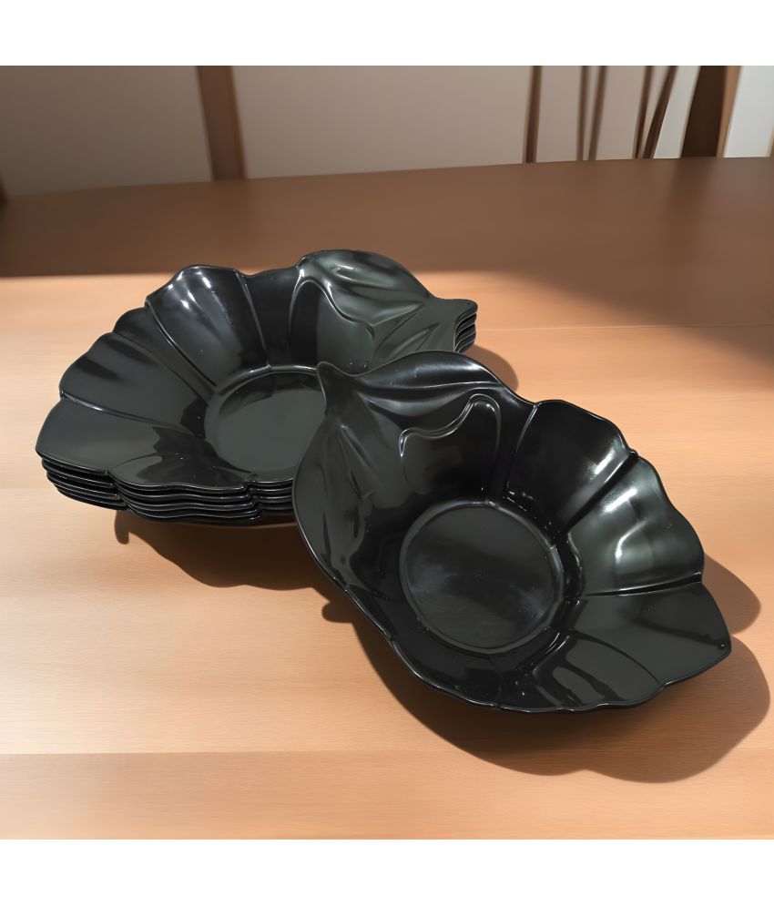     			kitchrox 6 Pcs Plastic Black Platter