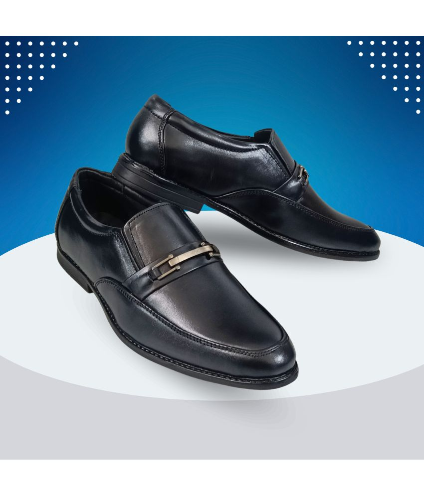     			RICKENBAC Black Men's Mocassin Formal Shoes