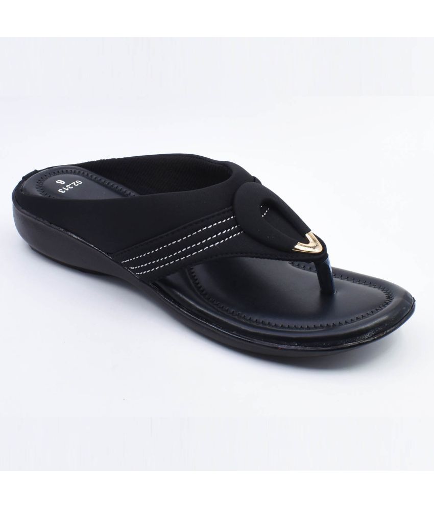     			Hardwood Black Women's Flats