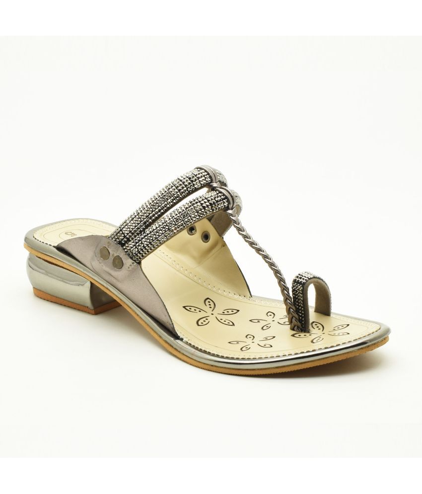     			Hardwood Silver Women's Flats