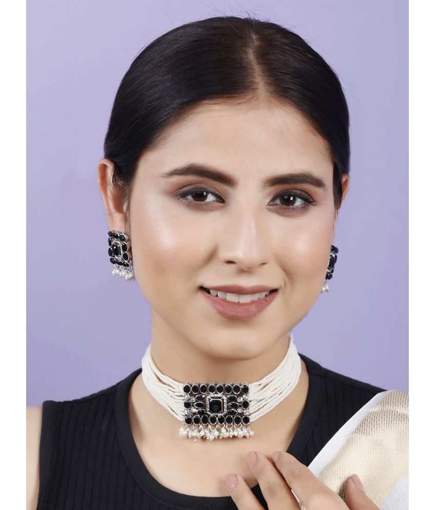     			PUJVI Black Alloy Necklace Set ( Pack of 1 )