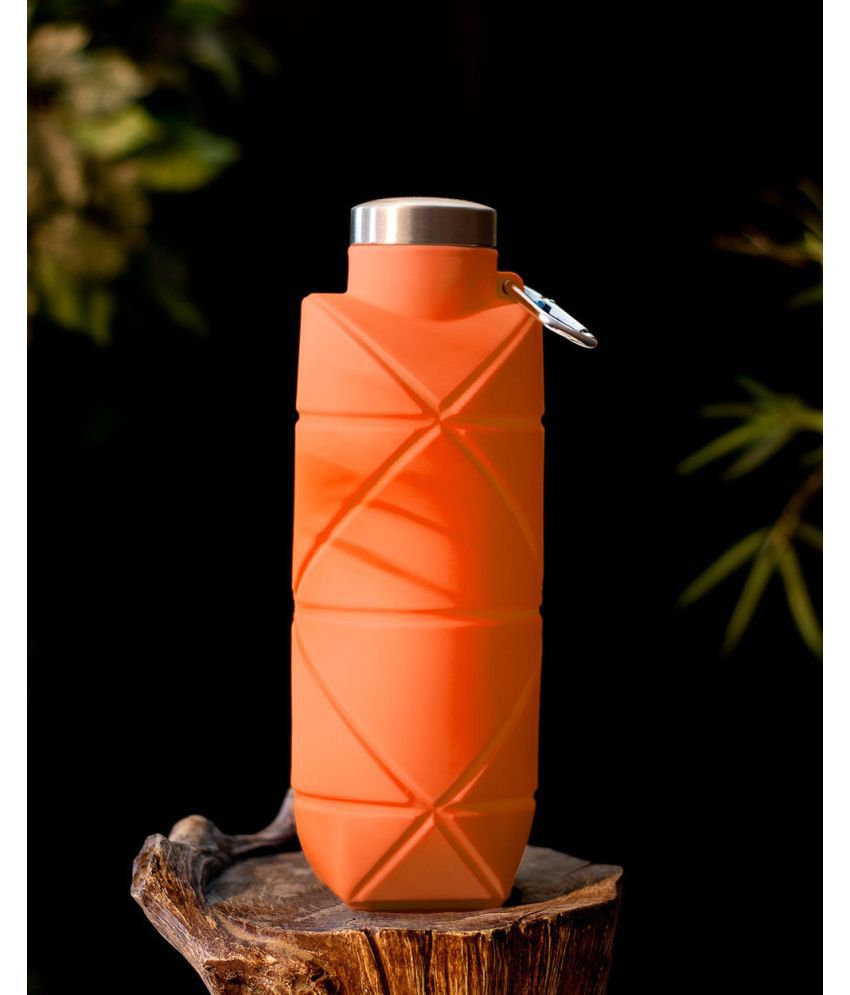    			Shopeleven Collapsible Water Bottle, Reuseable BPA Free Orange Silicone Water Bottle 700 mL ( Set of 1 )