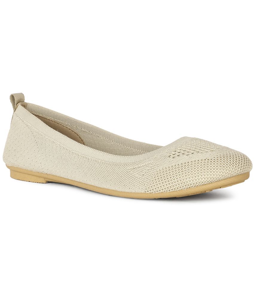     			Bata Beige Women's Casual Ballerinas