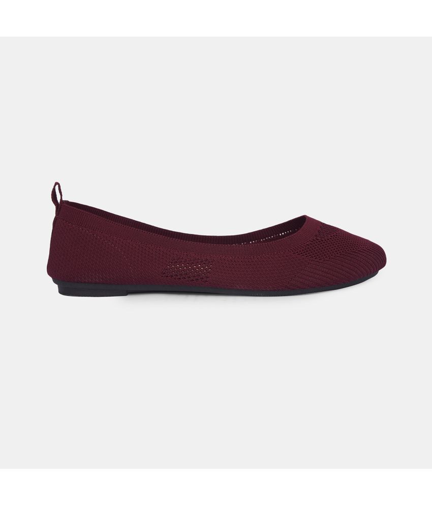     			Bata Red Women's Casual Ballerinas