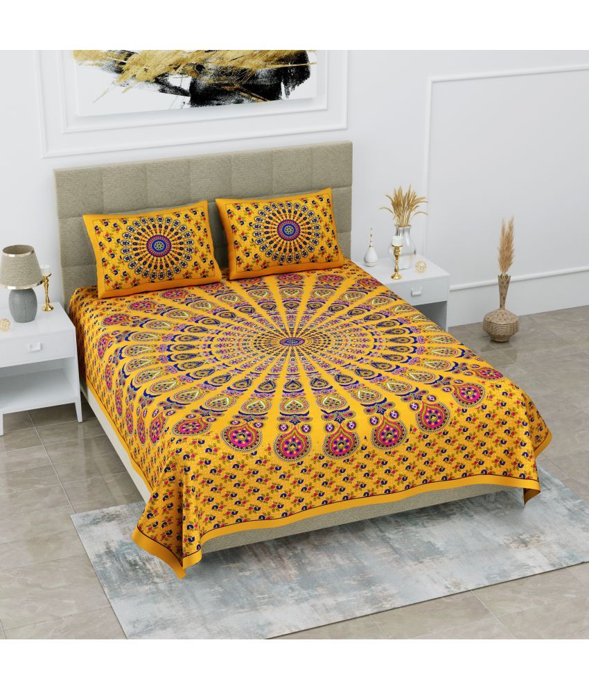     			Poorak Cotton Abstract Printed 1 Double Bedsheet with 2 Pillow Covers - Yellow