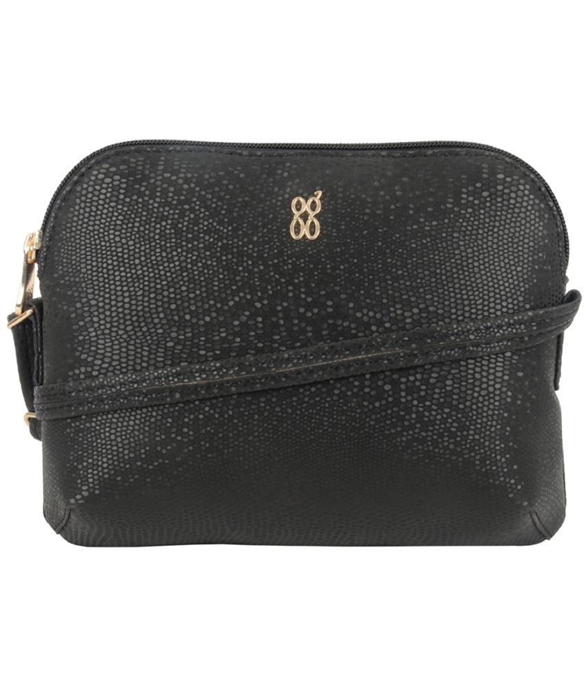     			Baggit Black PU Handheld