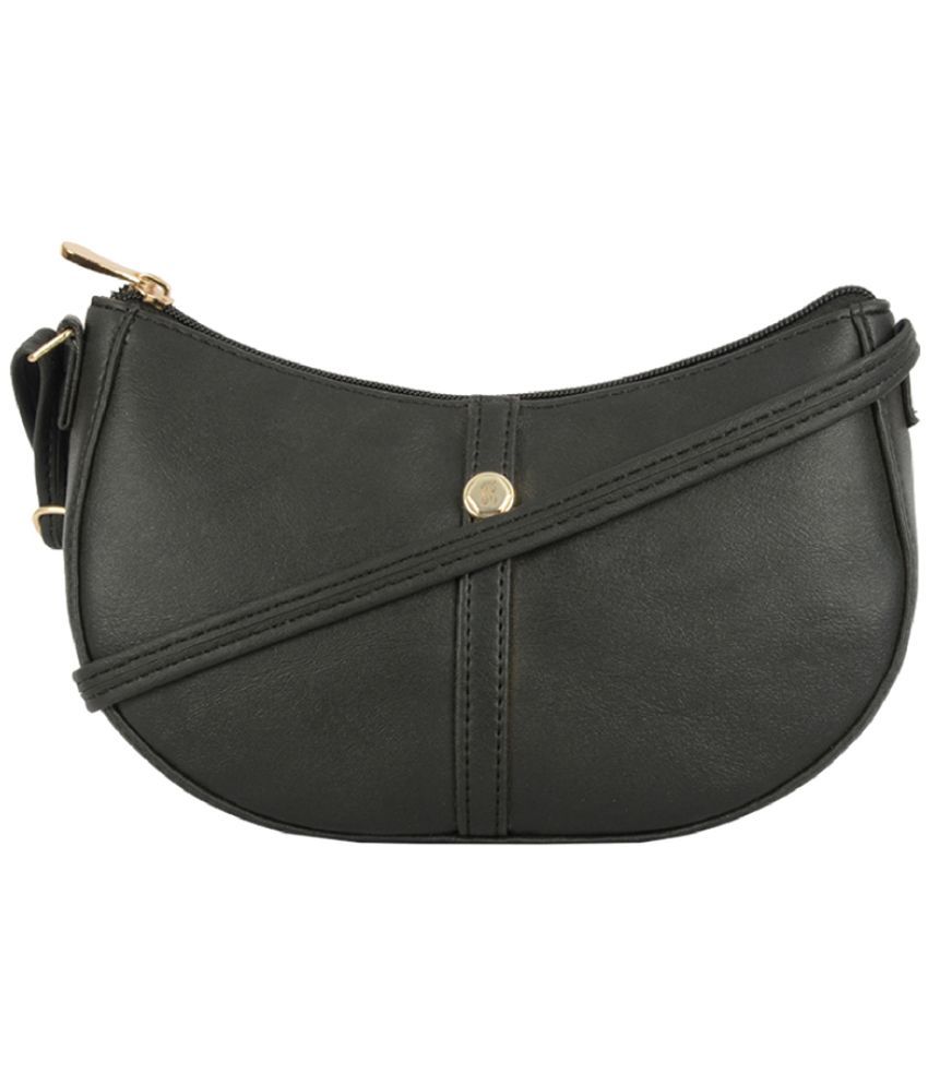     			Baggit Black PU Handheld