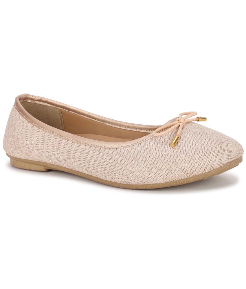     			Bata Beige Women's Casual Ballerinas