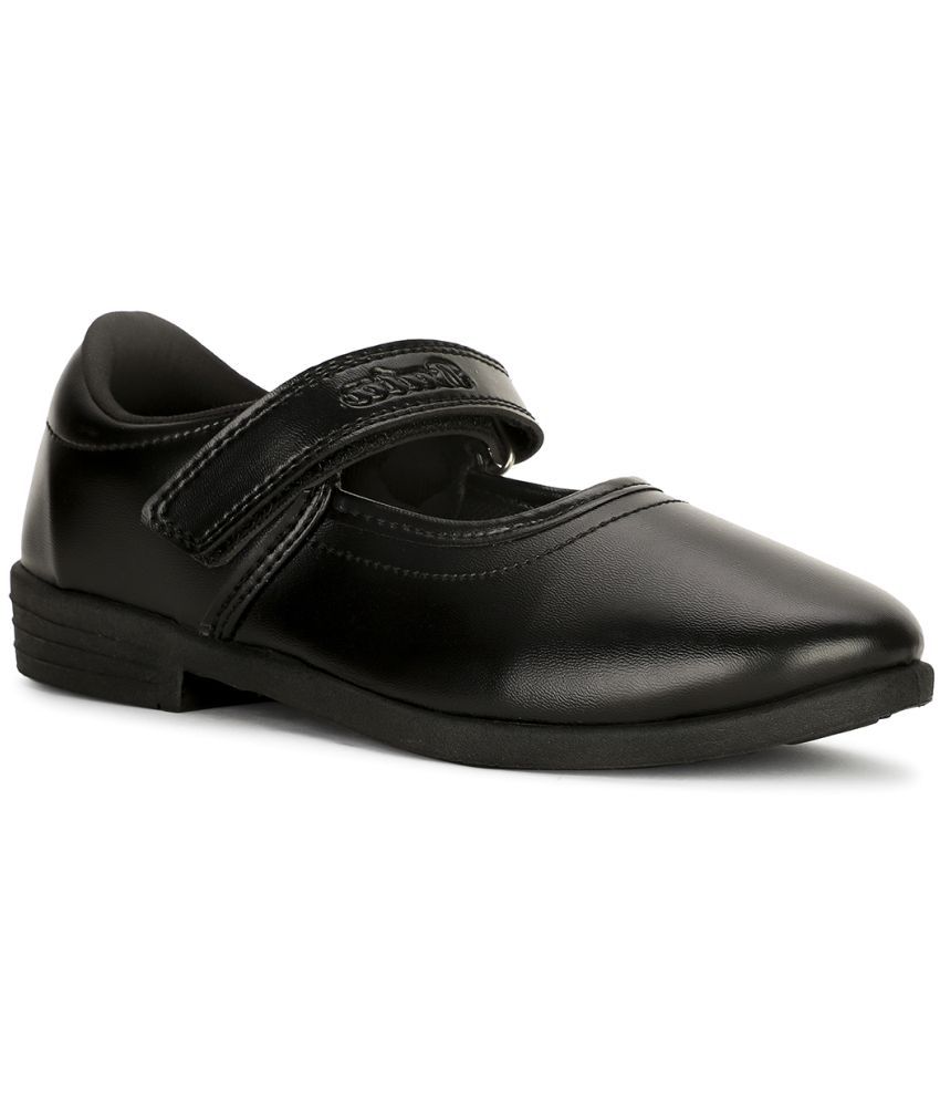    			Bata - Black Girl's School Shoes ( 1 Pair )