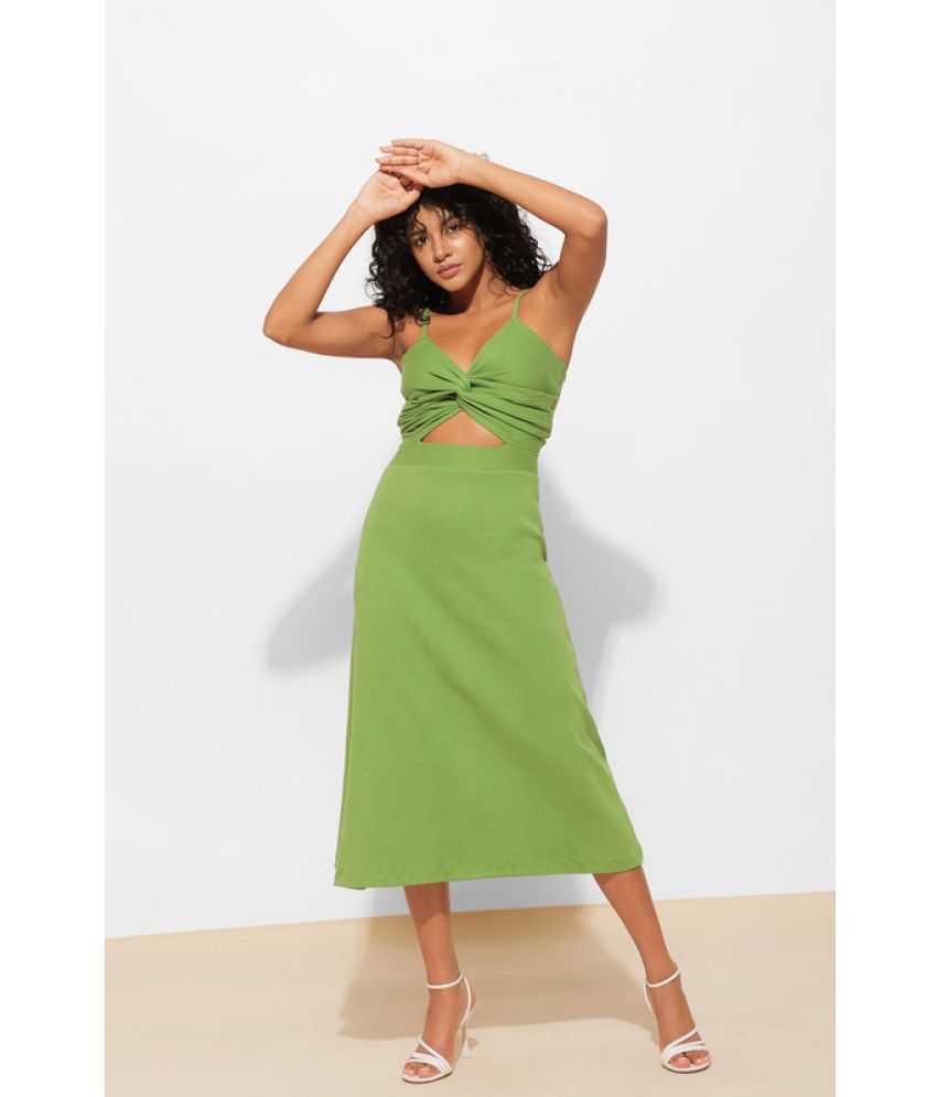     			Urban Sundari Cotton Solid Midi Women's Cut Out Dress - Green ( Pack of 1 )