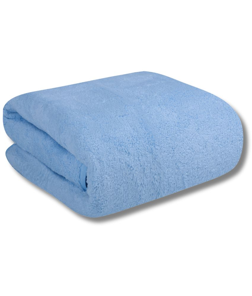     			FEZORA Microfibre Solid 500 -GSM Bath Towel ( Pack of 1 ) - Light Blue