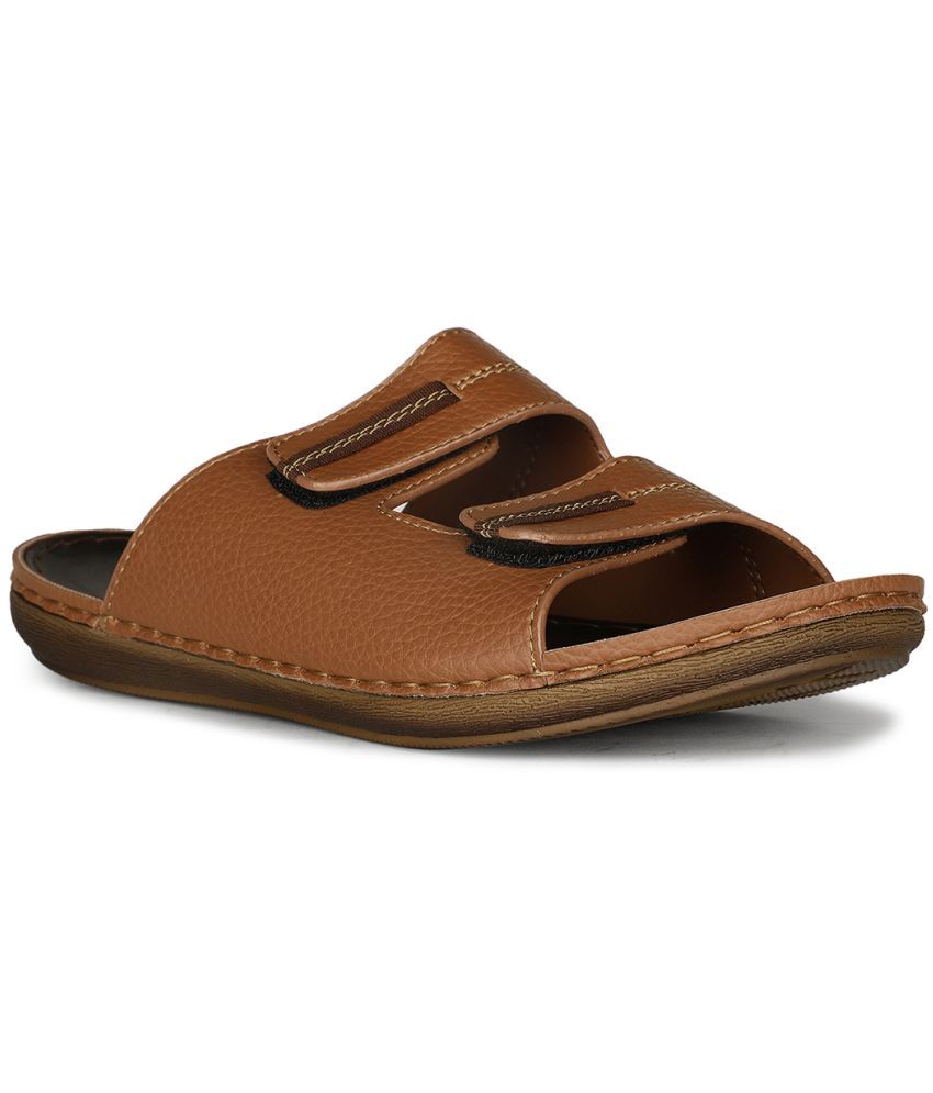     			Bata - Tan Men's Sandals