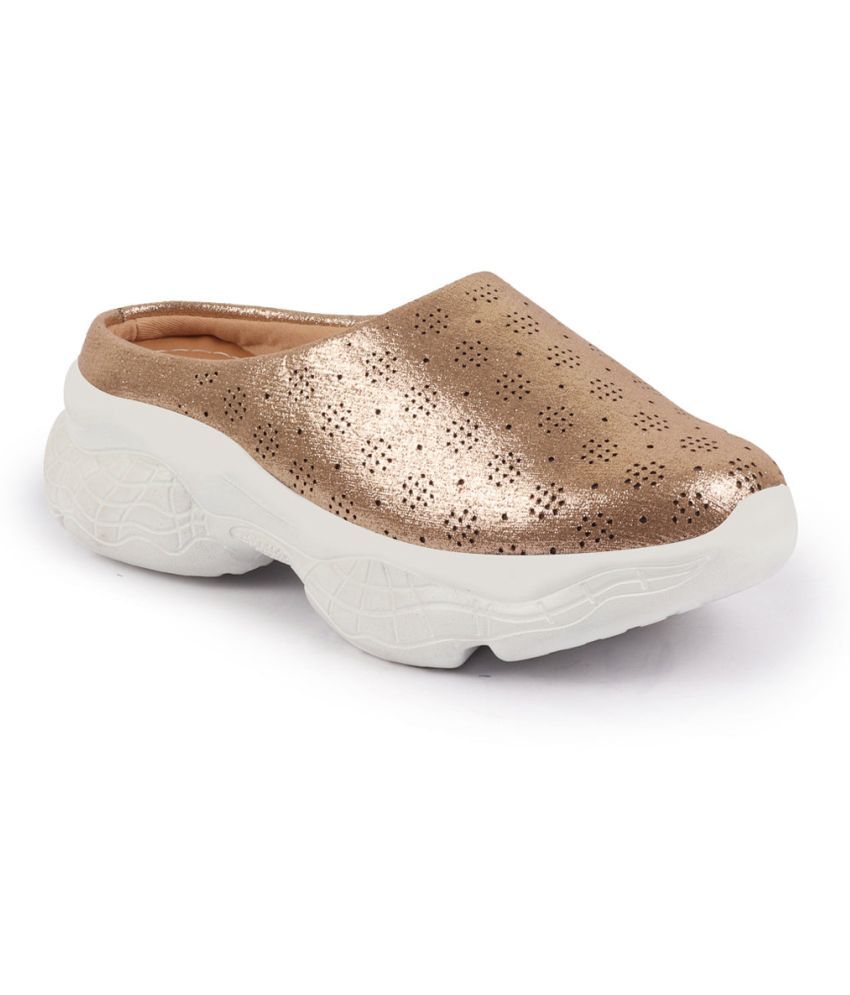     			Fausto Gold Women's Mules Shoes