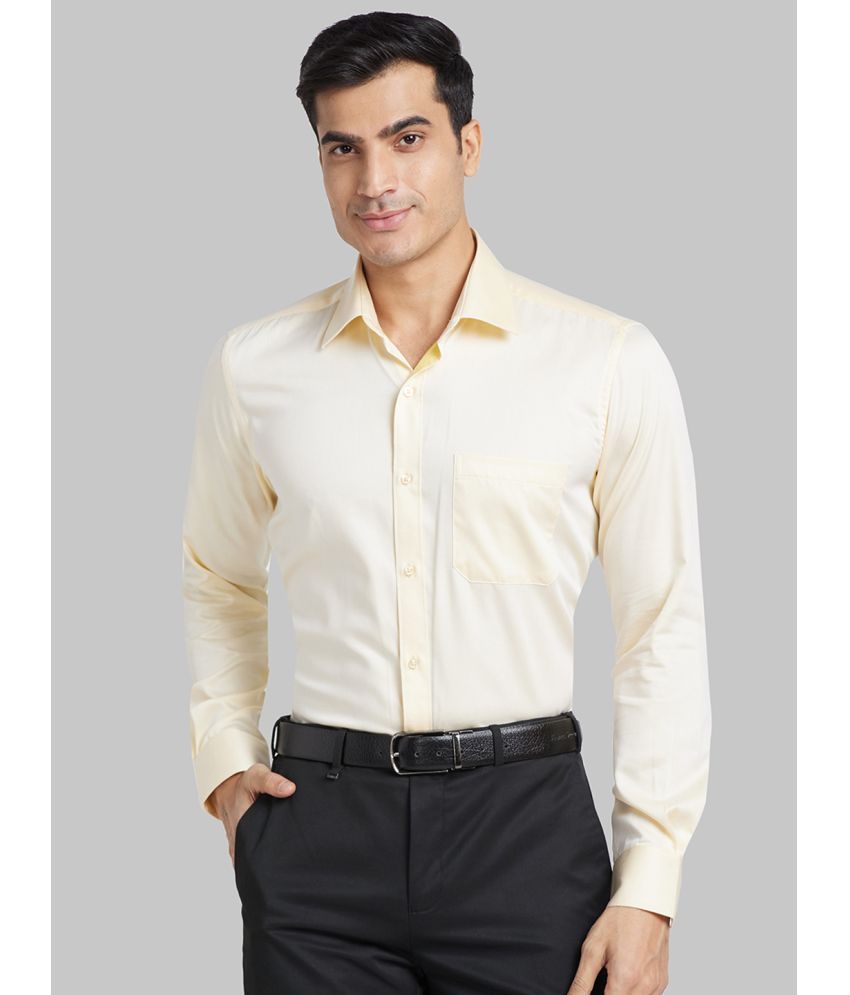     			Raymond Cotton Blend Regular Fit Full Sleeves Men's Formal Shirt - Yellow ( Pack of 1 )