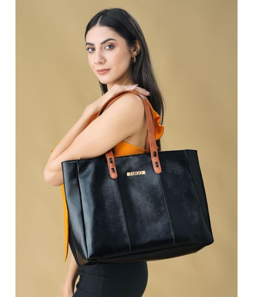     			Fargo Black PU Shoulder Bag