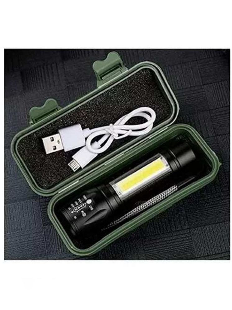     			VM SHOPPING MALL - 4W Rechargeable Flashlight Torch ( Pack of 1 )