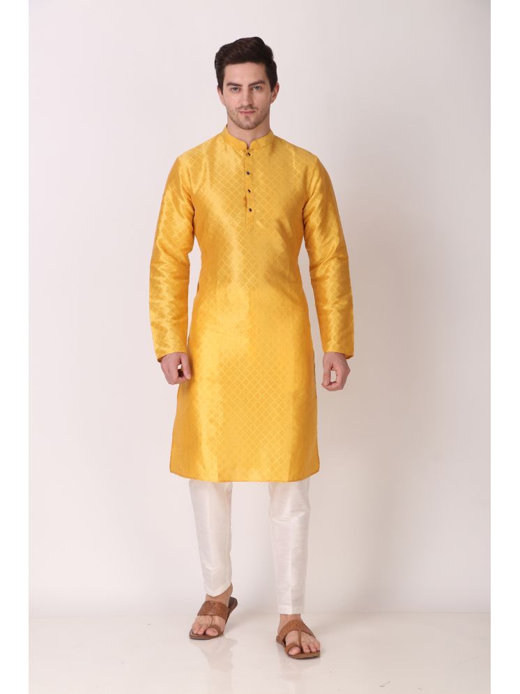     			koshin Yellow Silk Men's Regular Kurta ( Pack of 1 )