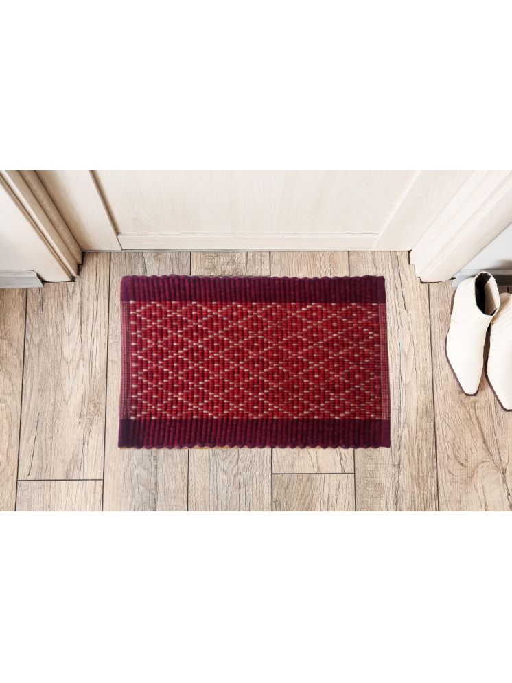     			UrbanArts - Regular Polycotton Door Mat ( 60 X 40 cm ) Single - Red