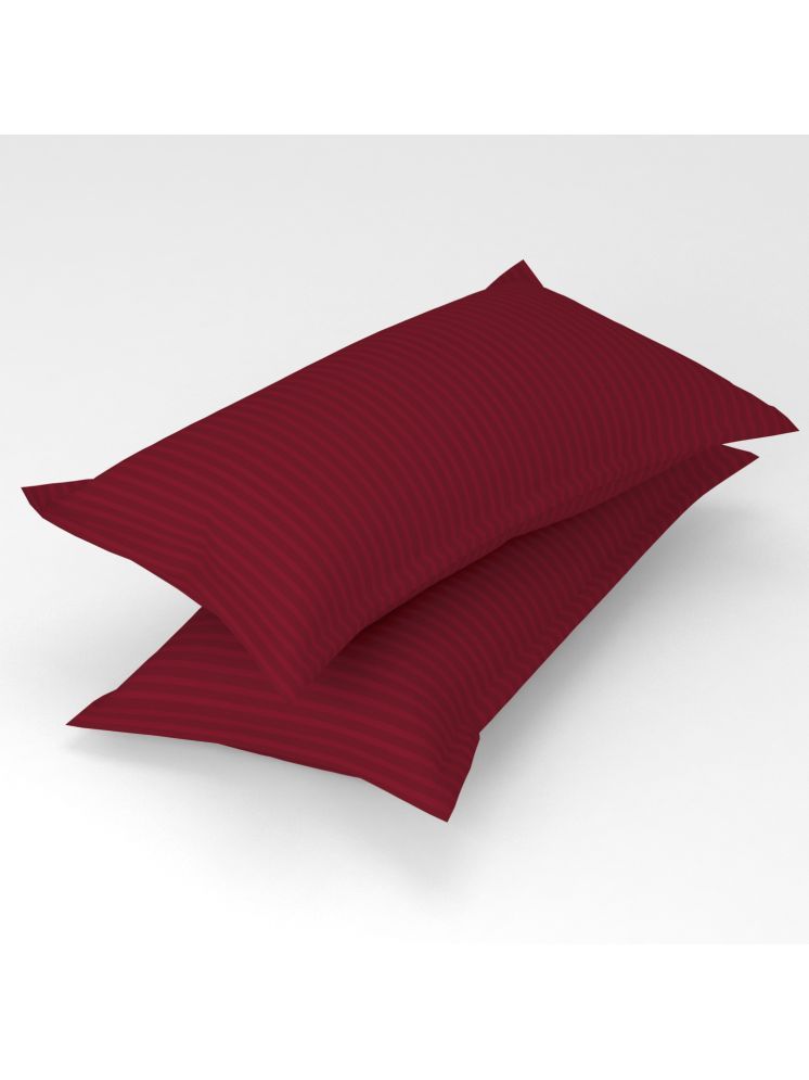     			gharsaaz - Pack of 2 Poly Cotton Vertical Striped Standard Size Pillow Cover ( 68.58 cm(27) x 43.18 cm(17) ) - Maroon