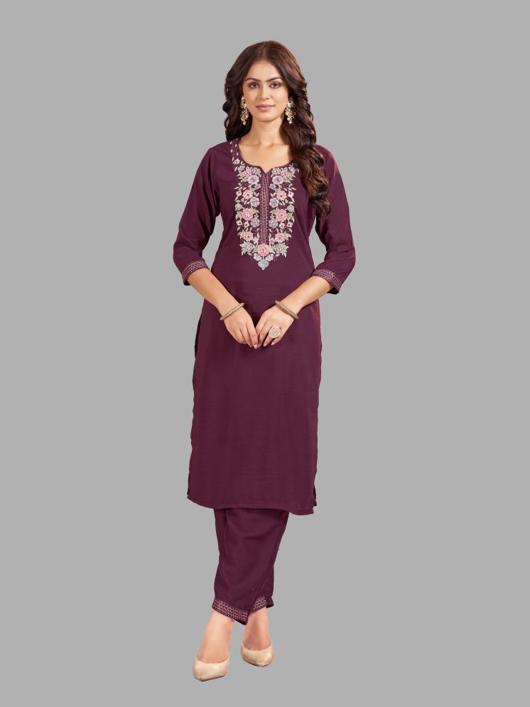     			RAAVE Cotton Silk Embroidered Straight Women's Kurti - Magenta ( Pack of 1 )