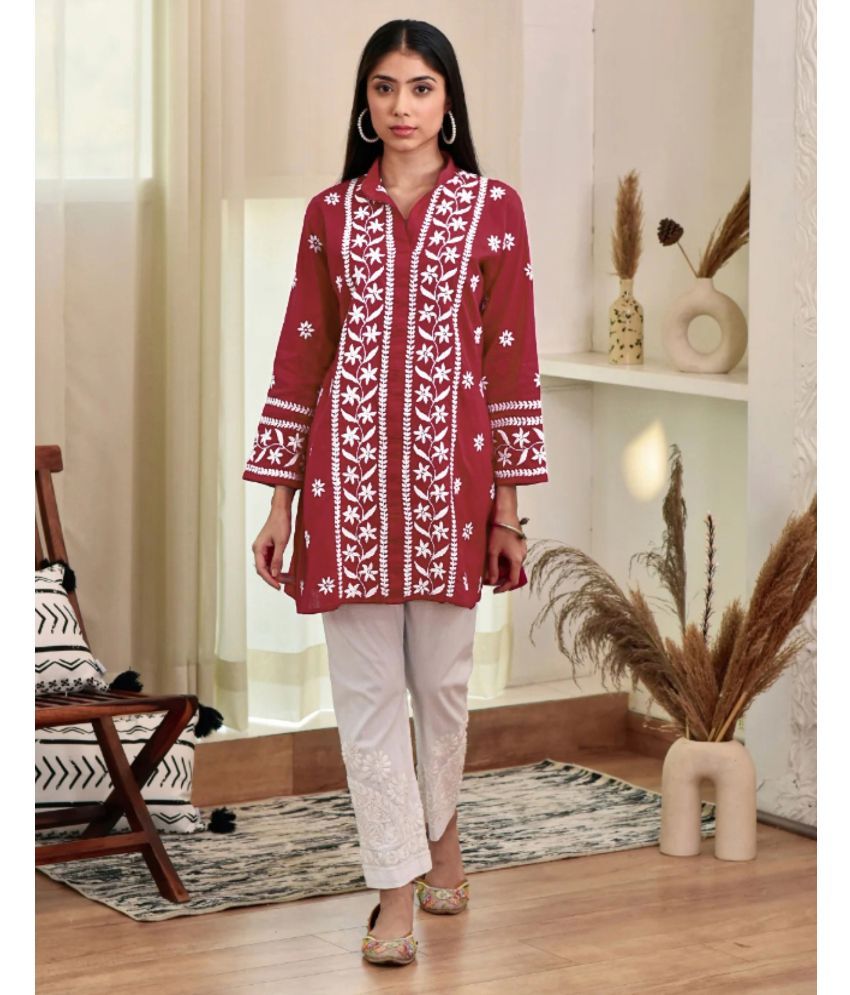     			Skylee Rayon Embroidered Straight Women's Kurti - Red ( Pack of 1 )