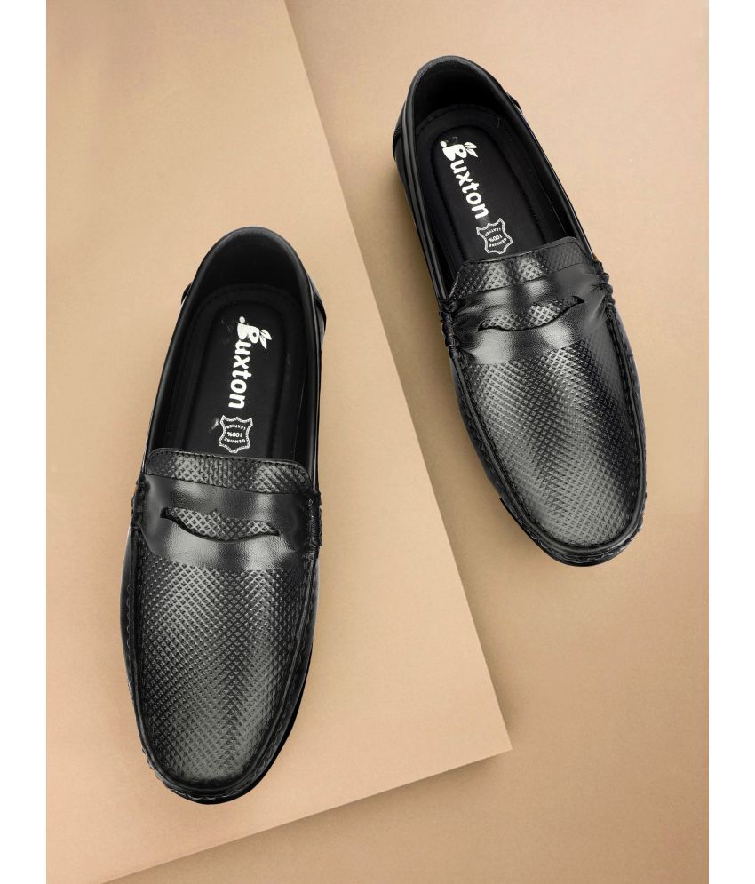     			Buxton Black Men's Slip on