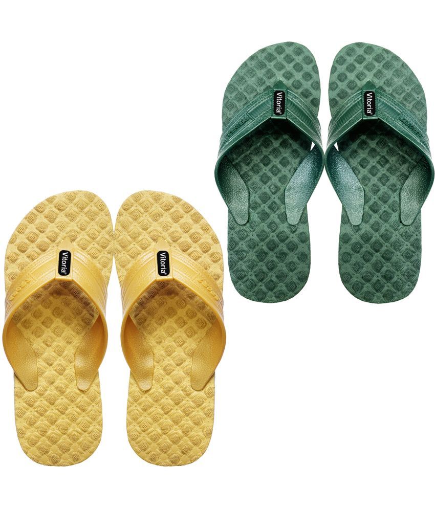     			vitoria Green Men's Thong Flip Flop