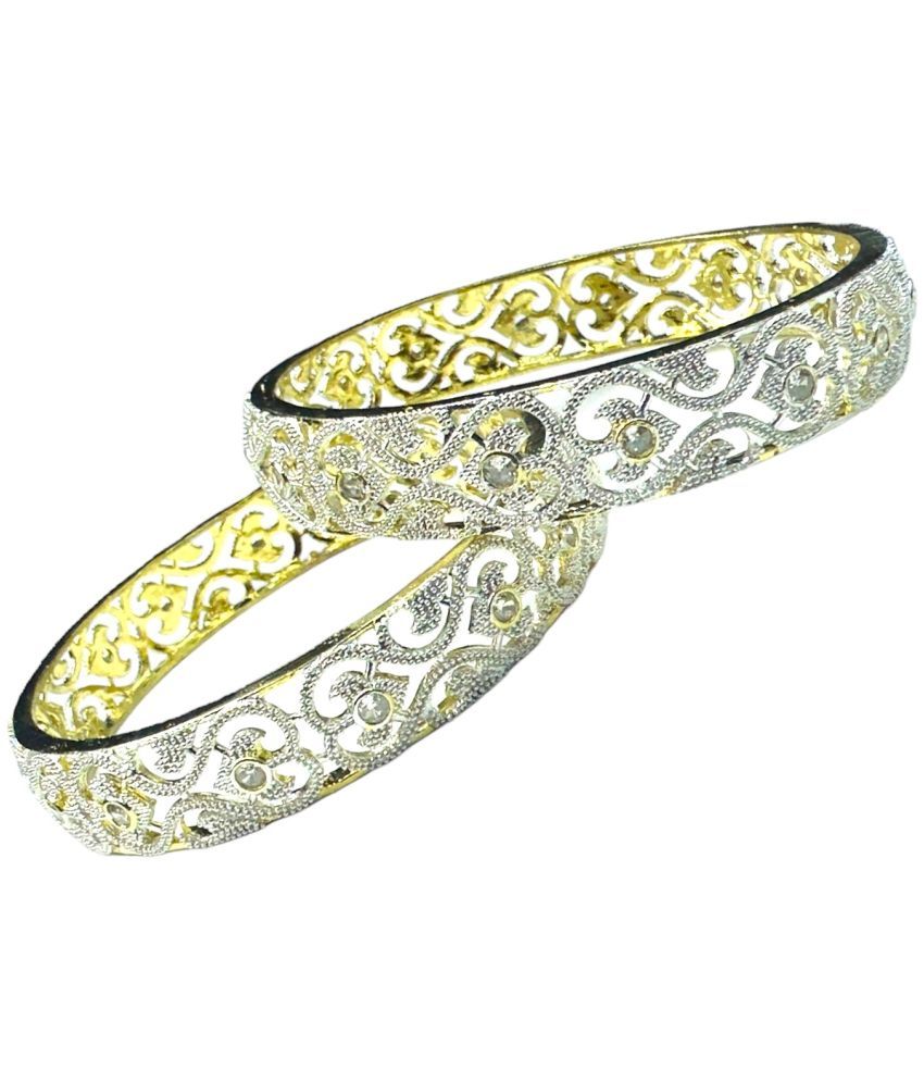     			Charms Gold Bangle Set ( Pack of 1 )