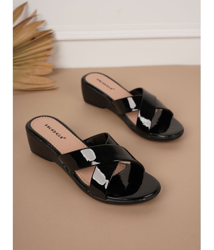     			IKAGI Black Women's Flats