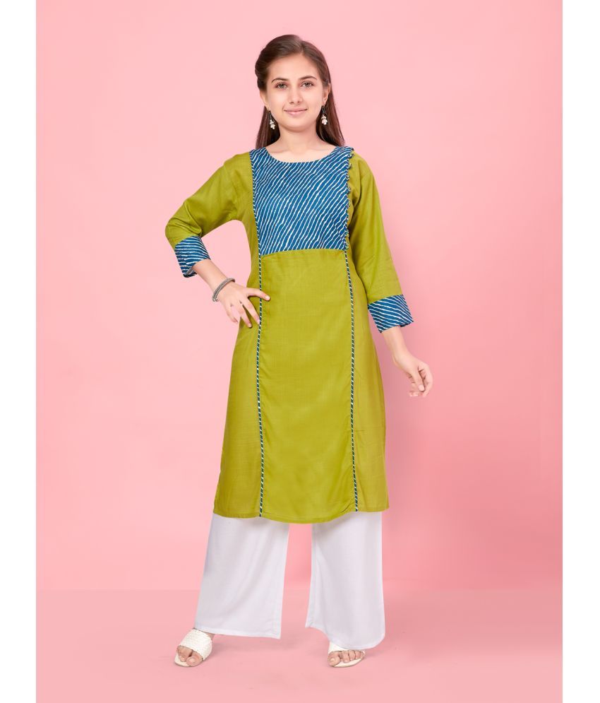     			Aarika Girls Cotton Kurta and Trousers Set ( Pack of 1 , Green )