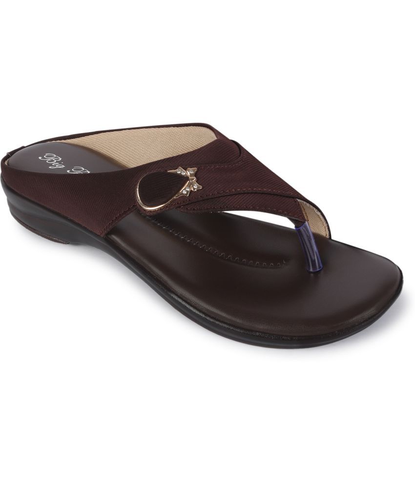     			BIG BIRD Brown Women's Slip On Heels