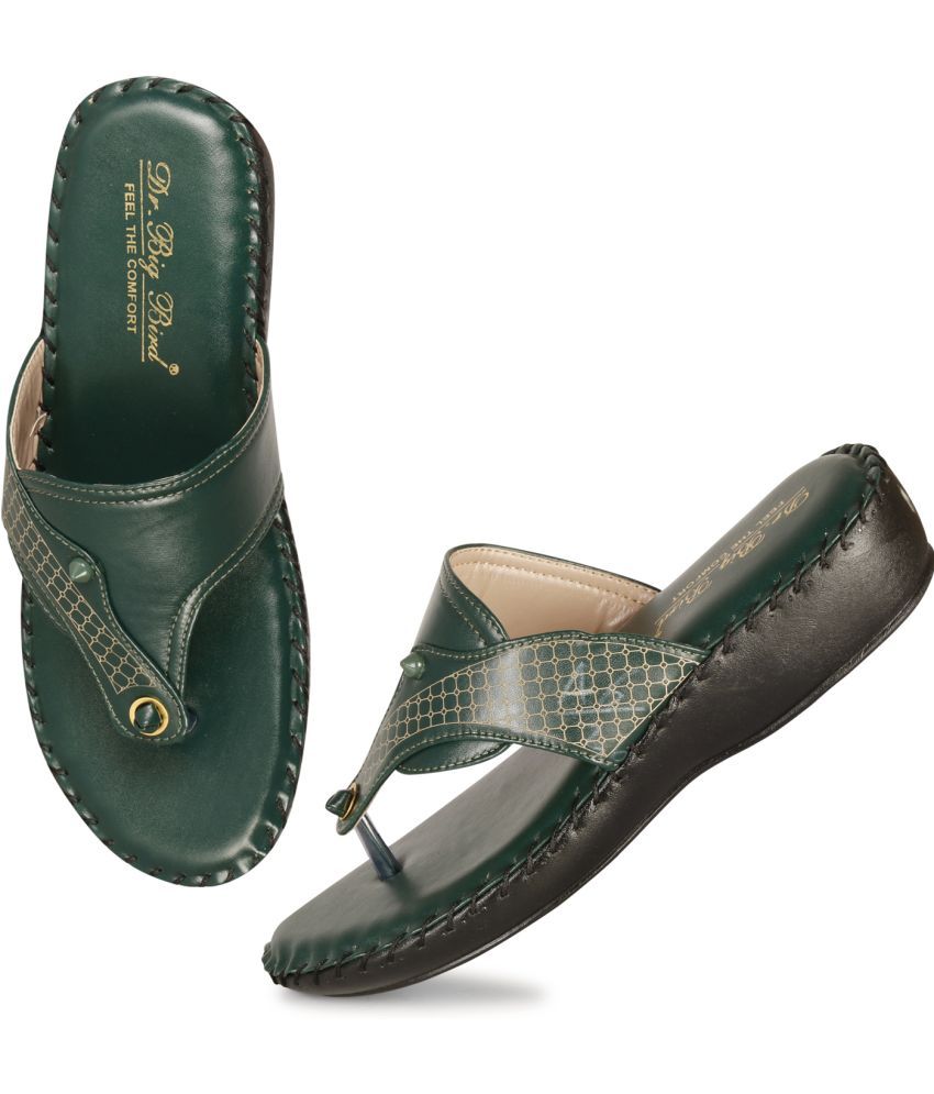     			BIG BIRD Green Women's Flats