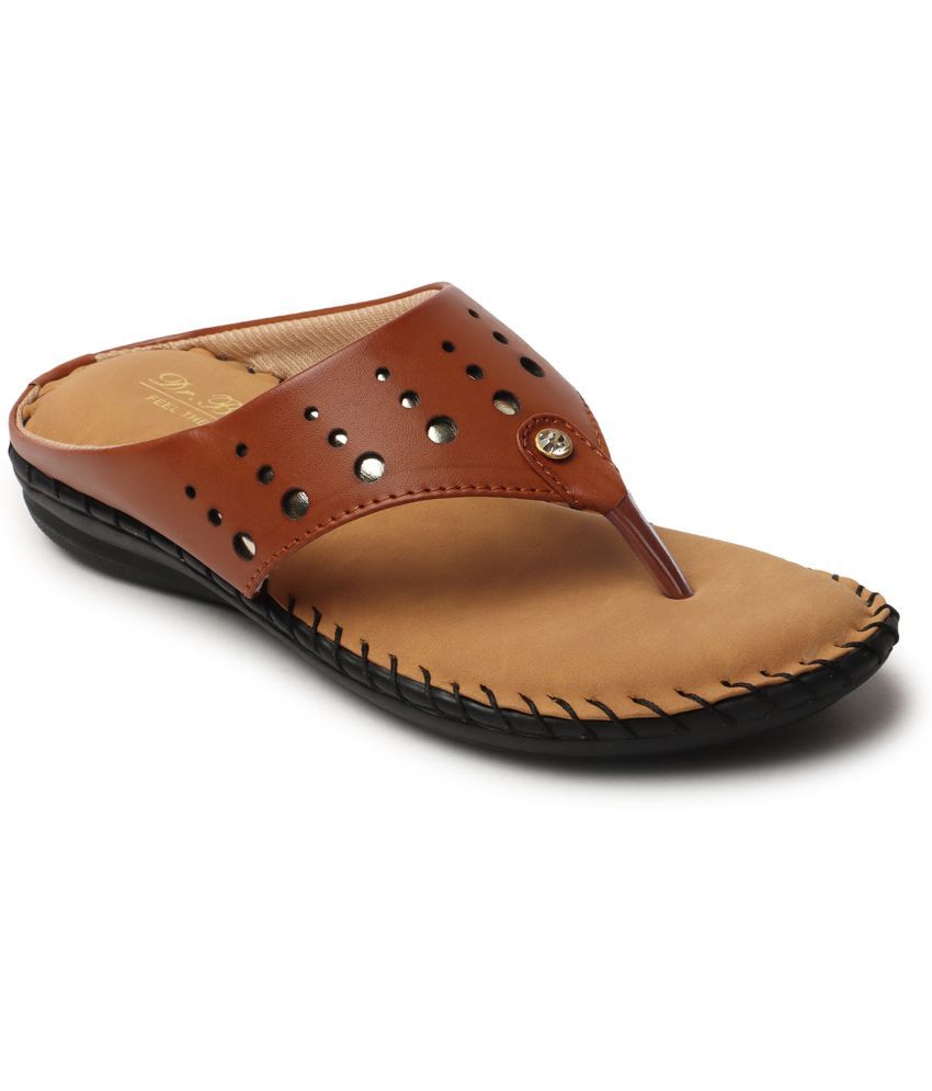     			BIG BIRD Tan Women's Flats