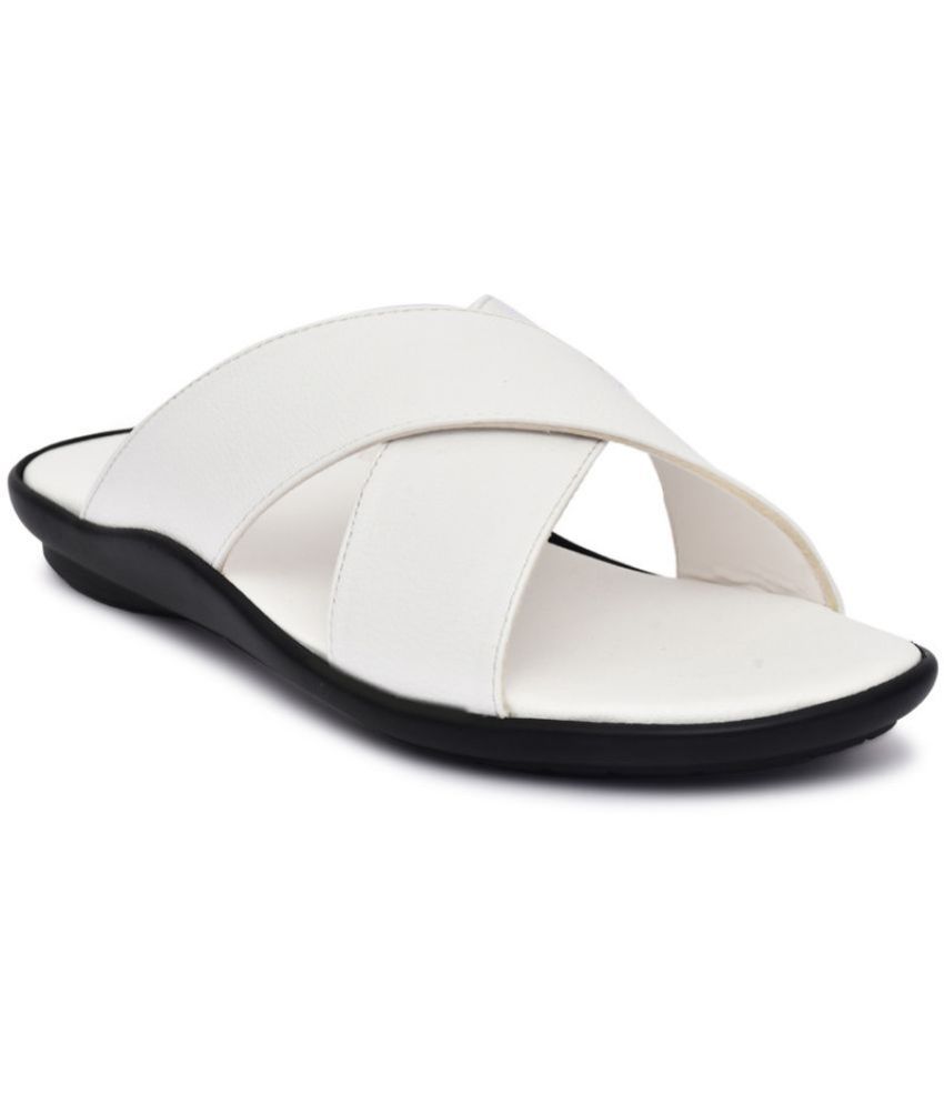     			IVRAH White Men's Leather Slipper