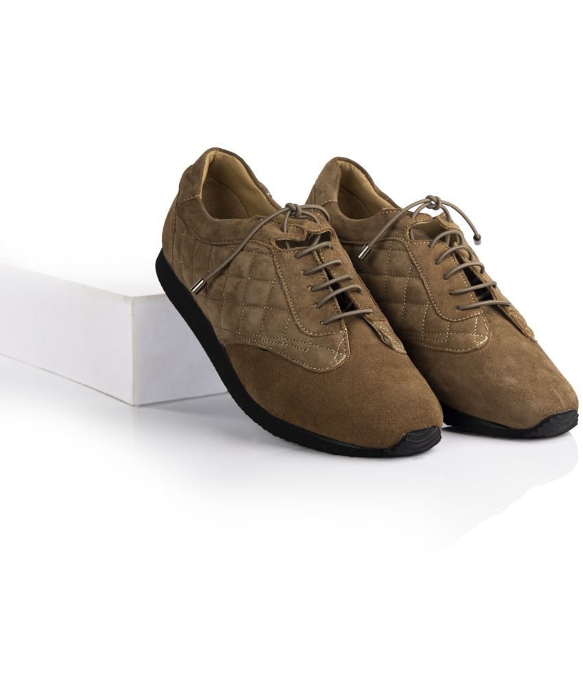     			LA MARCA Beige Men's Lifestyle Shoes