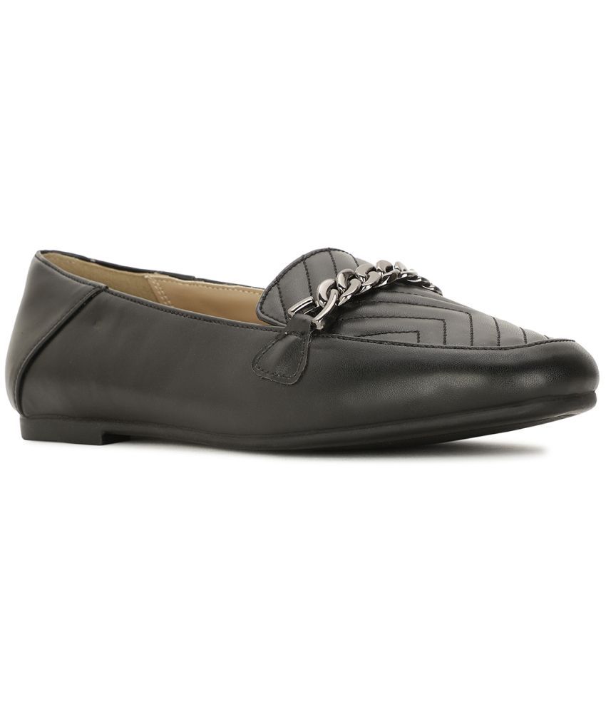     			Bata Black Women's Casual Ballerinas