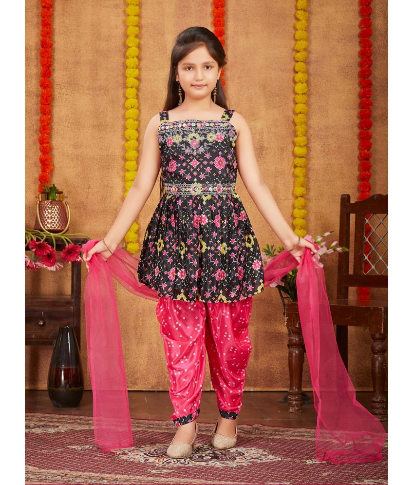     			Aarika Black Silk Girls Patiala Kurta Set ( Pack of 1 )