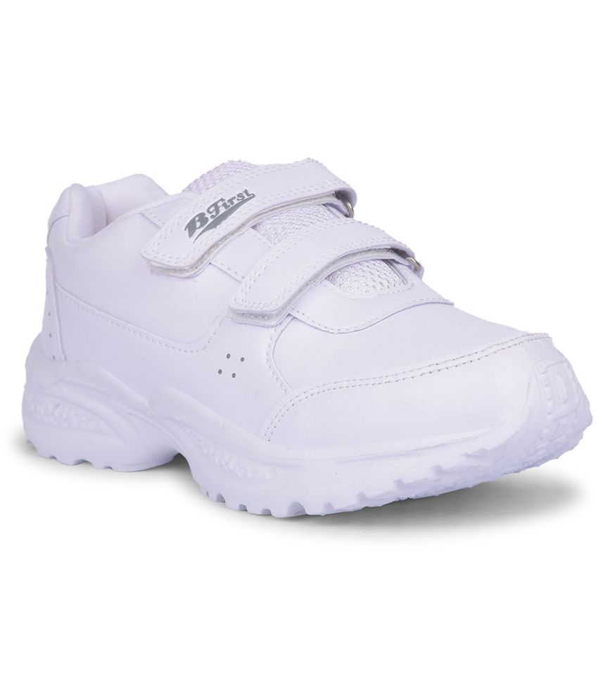     			Bata - White Boy's School Shoes ( 1 Pair )